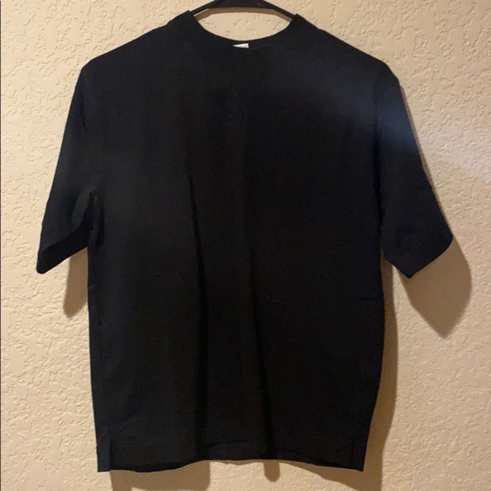 H&M tee